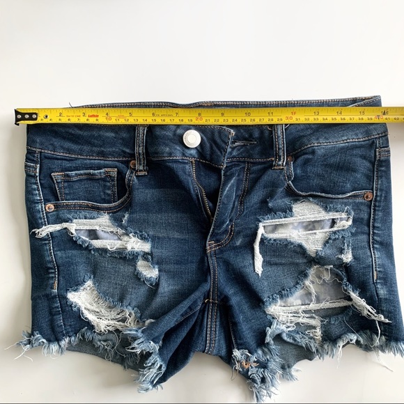 •AMERICAN EAGLE• Size 10 MIDI Distressed Jean Shorts - Picture 10 of 11